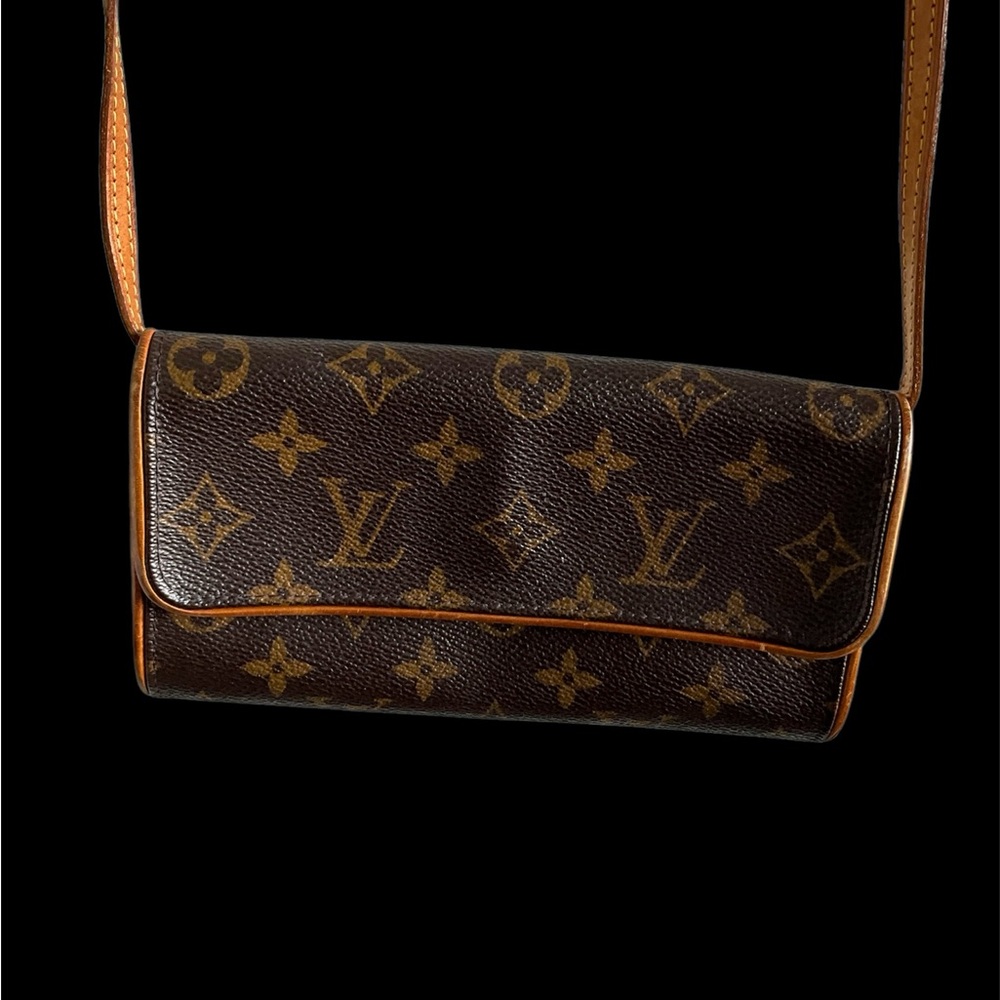 Louis Vuitton Monogram Pochette Florentine